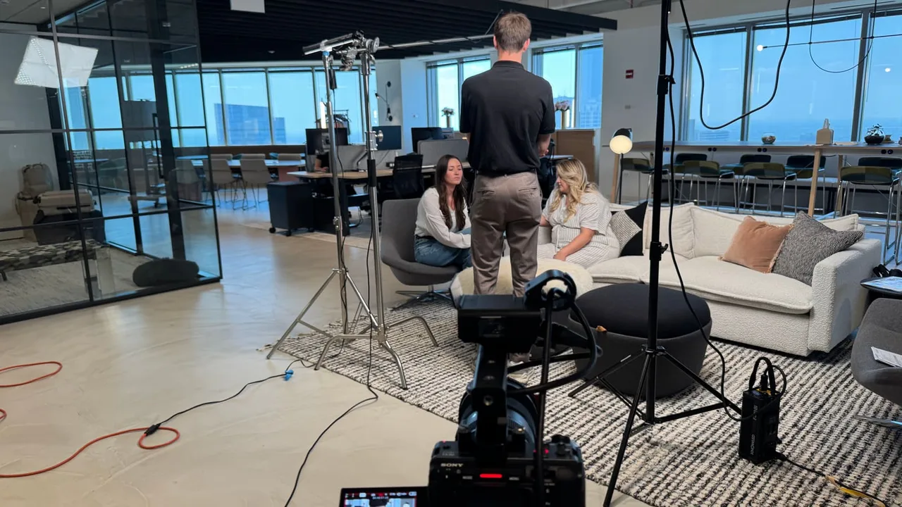 What a Day at a Social Media Agency Actually Looks Like